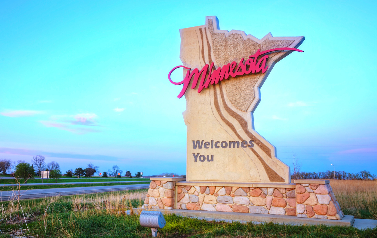 Mn Welcome Sign